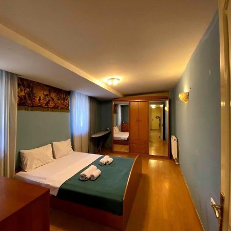 Wine Rise Apartment Tbilisi Ngoại thất bức ảnh