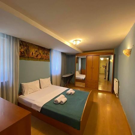 Wine Rise Apartment Tbilisi Ngoại thất bức ảnh