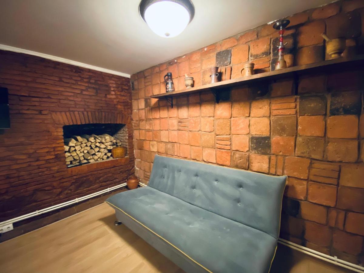 Wine Rise Apartment Tbilisi Ngoại thất bức ảnh