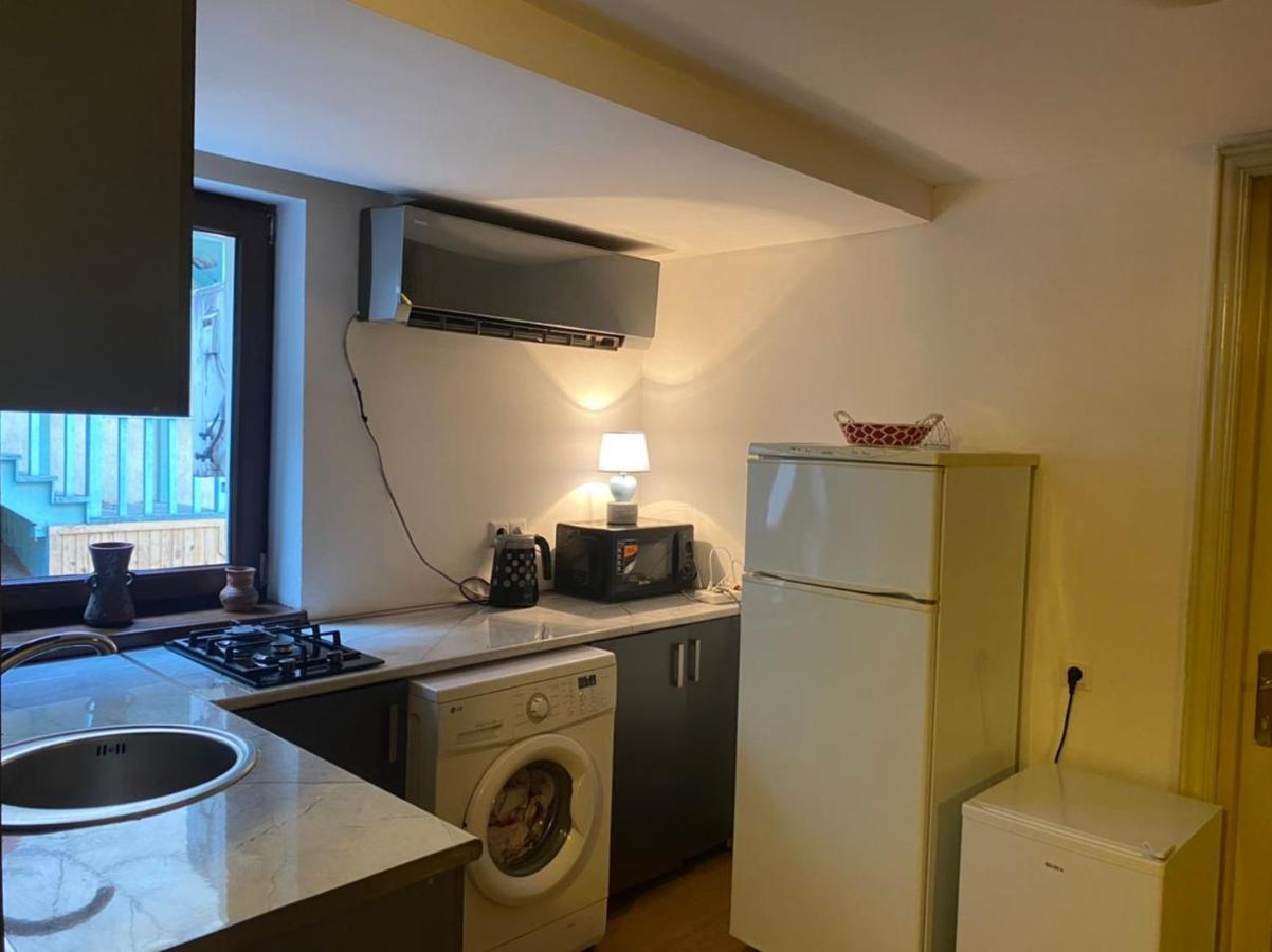 Wine Rise Apartment Tbilisi Ngoại thất bức ảnh